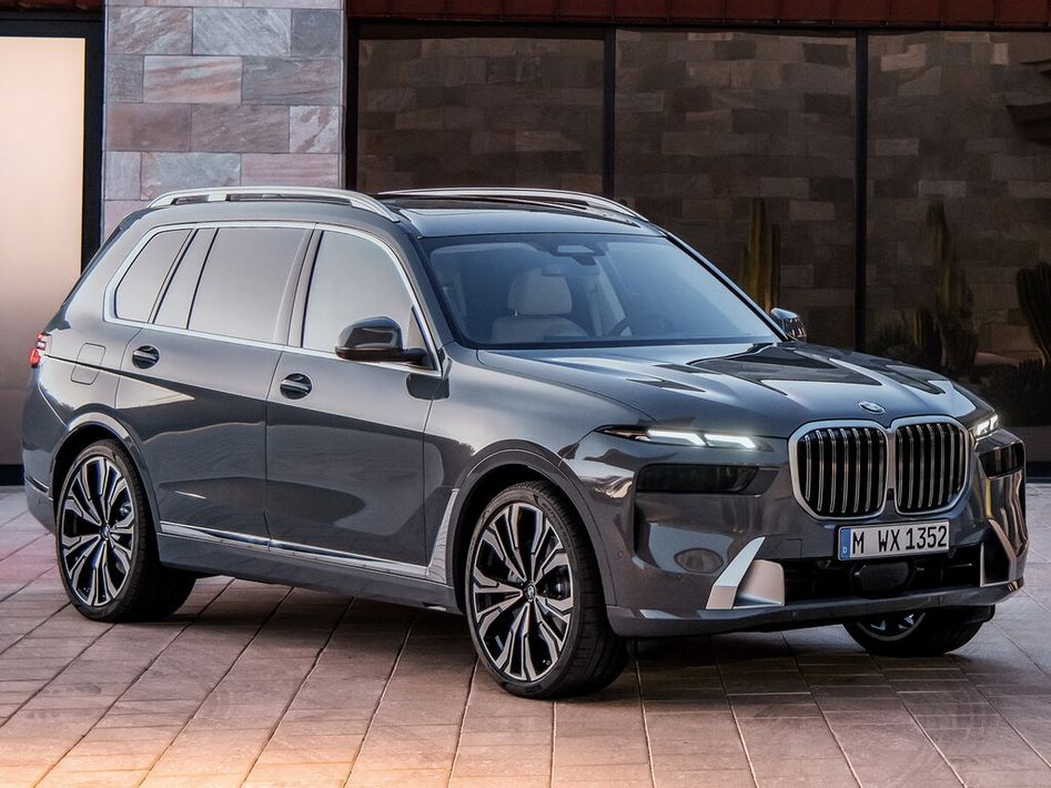 BMW X7 G07 · Рестайлинг