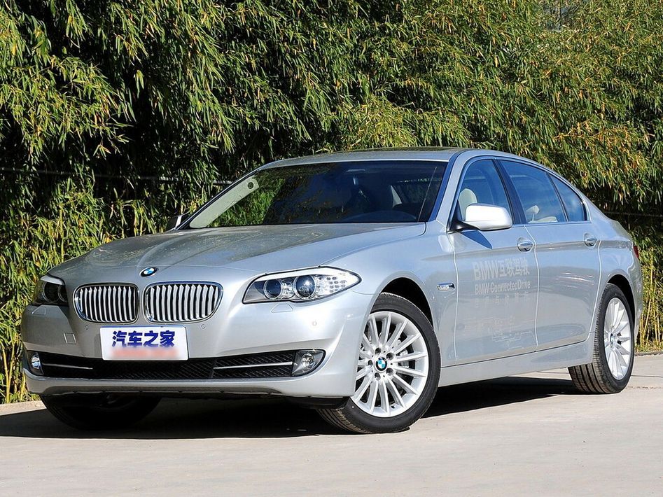 BMW 5-Series F18 · Дорестайлинг